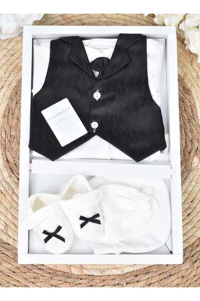 Fun Moment مجموعة هدايا ملابس حديثي الولادة - 4 قطع