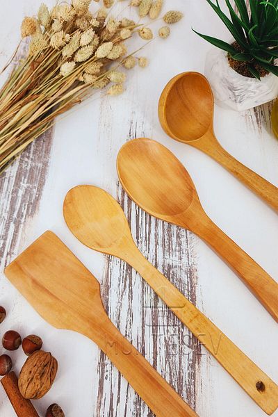 MONTESEV Wooden Wooden Kitchen Spoon Set 4 Pieces Beech, Boxwood and Bamboo Wood Spoons