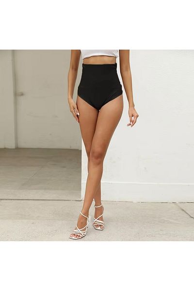 NYC GİYİM TEKSTİL Ultra High Waist Micro Shorts - Faux Leather