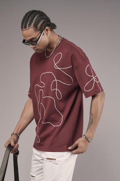 king brich Μπλουζάκι Unisex με λαιμόκοψη με λεπτομέρεια κεντήματος