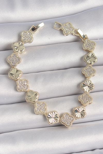 BESKAR Brass Gold Color Zircon Stone Embroidered Clover Model Vip Series Exculusive Women's Bracelet