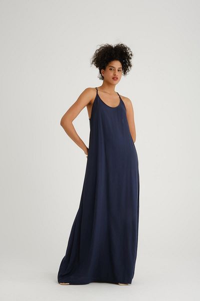 Store Maxi Evening Dress - Modern and Comfortable Style with Back Detail