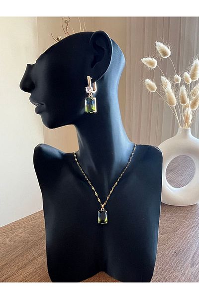 Büyük Hanım Vintage Style Shiny Gemstone Square Pendant Earrings Set