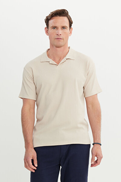 AC&Co / Altınyıldız Classics Ανδρικό μπλουζάκι με λαιμόκοψη σε μπεζ χαλαρή εφαρμογή