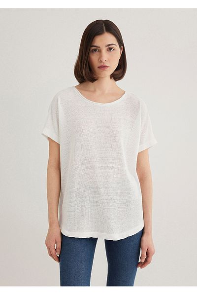 Mavi tricou din poliester texturat cu decolteu în V pe spate