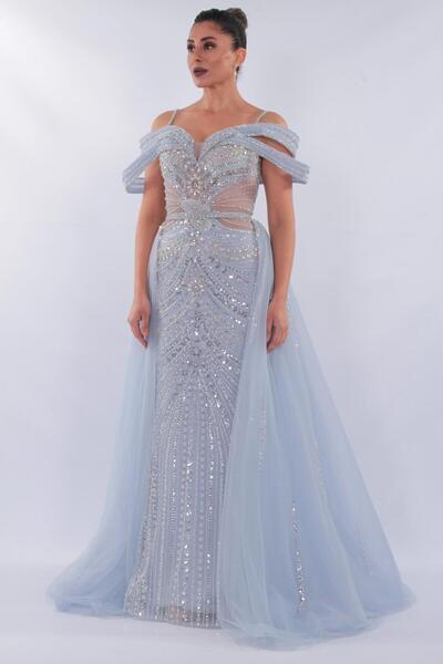 aşkın göksu Mavi İp Askılı Kayık Yaka Demonte Kuyruklu Taş İşlemeli Kadın Abiye