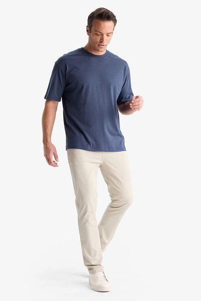 DeFacto 100% βαμβακερό Oversize Wide Fit Crew Neck Basic μασίφ κοντομάνικο T-shirt T7037az25sm