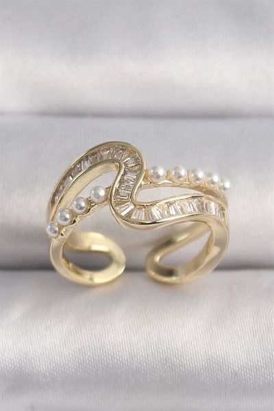 Clariss Brass Gold Color Zircon Stone Pearl Detail Vip Series Women's Ring