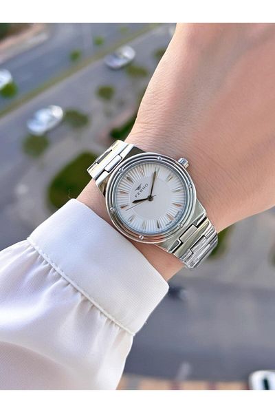 FERRO Italian Design Steel Cord - 3 Atm Water Resistant Women Wrist Watch + Bracelet 86-m with 2 Year Warranty