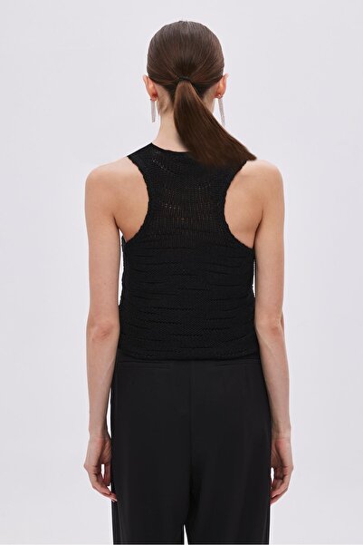 SHERIN Black Halter Sleeve Tank Top