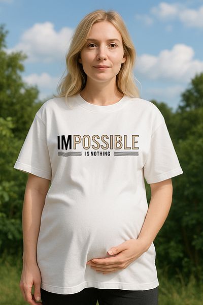 MYADA Γυναικείο μπλουζάκι εγκυμοσύνης Impossible με εμπριμέ κοντό μανίκι σε χαλαρή εφαρμογή Λευκό μπλουζάκι 12241