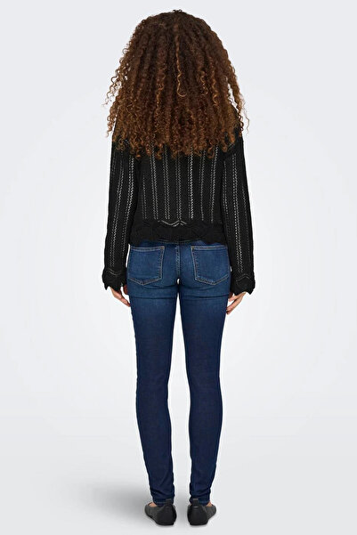 ONLY Only Women's Regular Fit V-Neck Black Knitted Sweater - 15339529