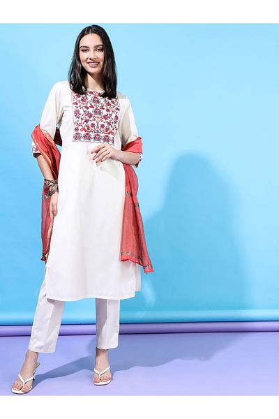 Vishudh By Styli Women Embroidered Kurta Set with Dupatta