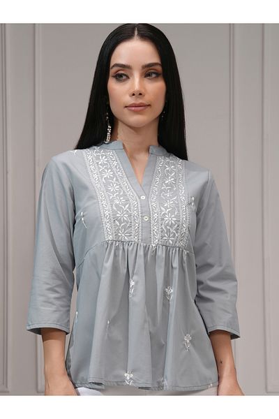 Vishudh By Styli بلوزة نسائية أنيقة مطرزة باللون الرمادي