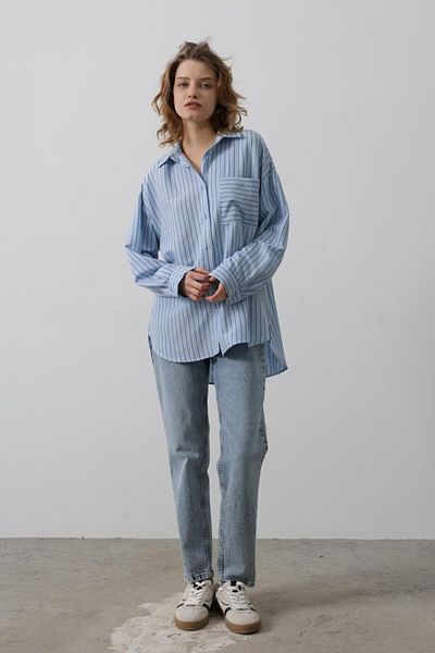 leyla sanat sanata yeni bir bakış açısı Leyla Sanat a New Perspective on Art Striped Single Pocket Shirt - Baby Blue