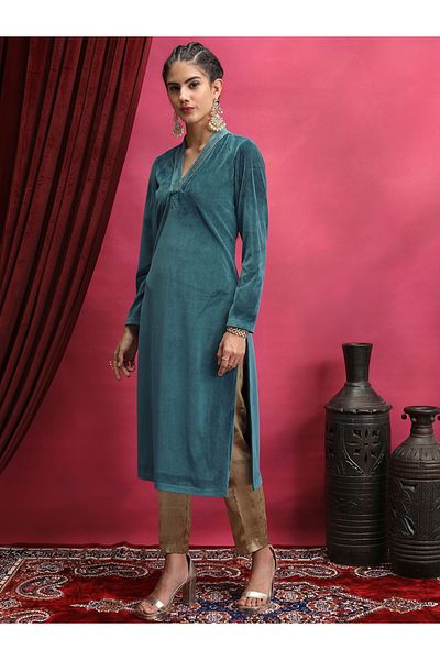 Vishudh By Styli Women Regular Fit V-Neck Straight Kurta