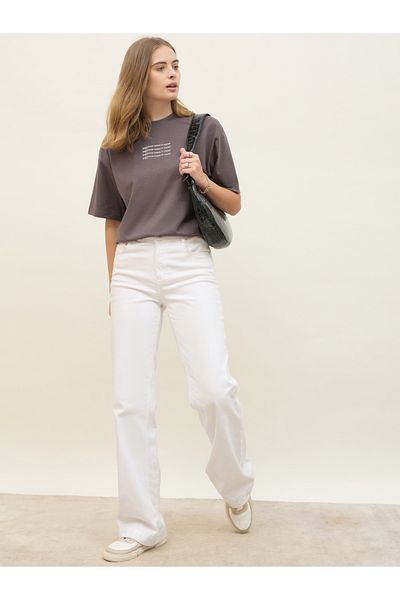 Styli Oversized Slogan Print T-Shirt