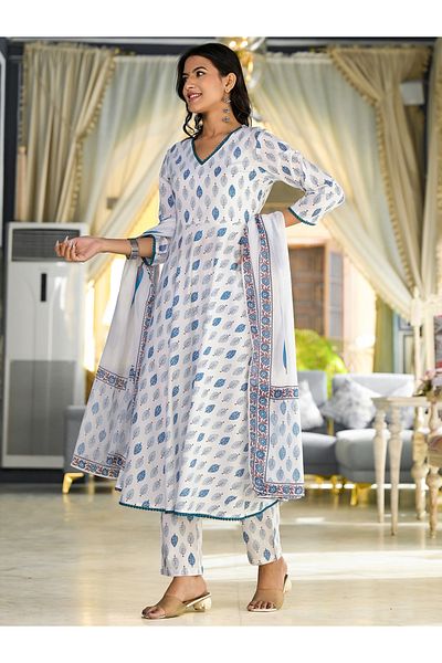 Vishudh By Styli Blue Floral Printed Cotton Kurta Set for Women