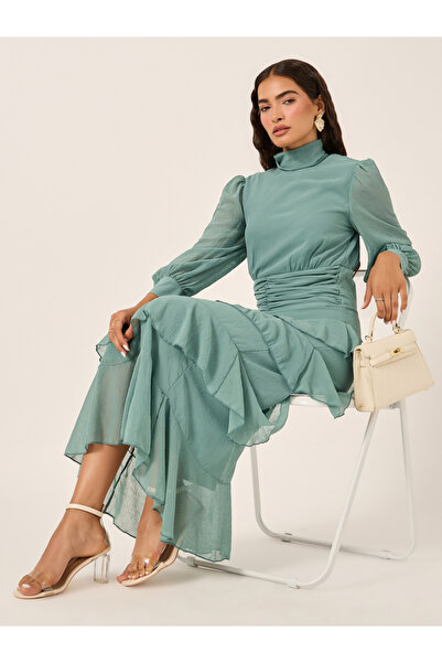 Styli فستان ماكسي متعدد الطبقات بأكمام منفوخة وحافة مكشكشة