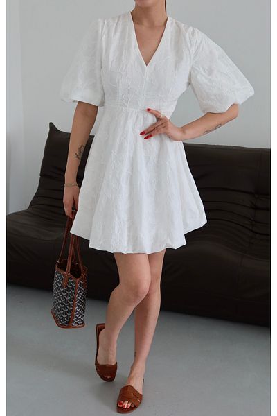 Laluvia Rochie albă cu broderie florală 100% bumbac - 203113