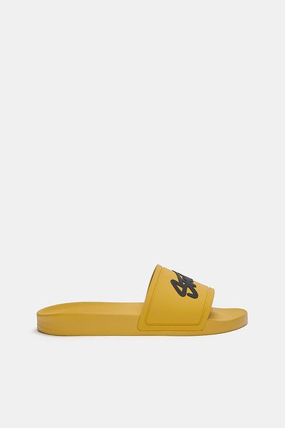 Pull & Bear صندل شاطئ مطاطي من STWD