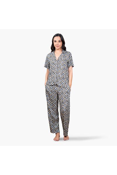 Aadaraya Printed Pyjama Set