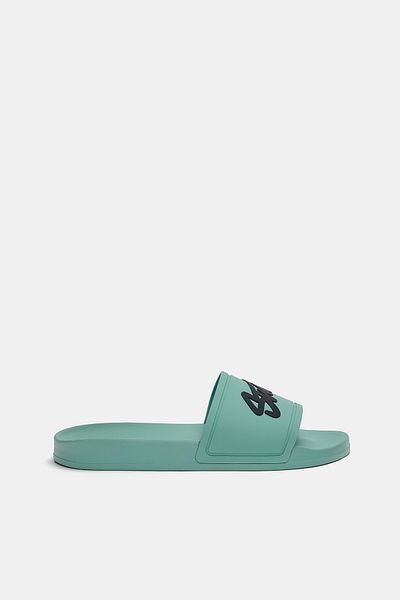 Pull & Bear صندل شاطئ مطاطي من STWD