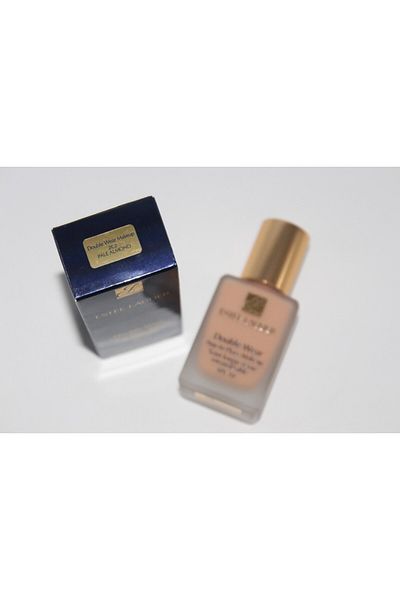 ESTÉE LAUDER Fond de ten Estee Lauder Double Wear Stay in Place Nuanta 2C2 Pale Almond