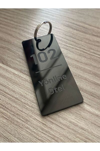 Yönline Black Plexi Basic Slim Customizable Hotel Bungalows Apart Keychain