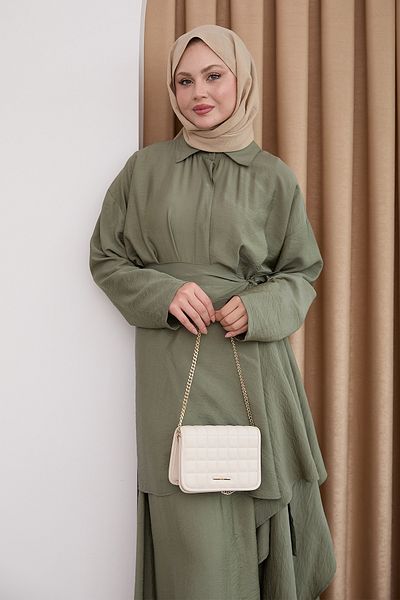 InStyle فستان أيروبين كاكي بحزام الخصر