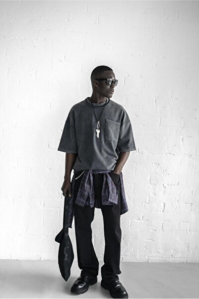 ablukaonline Ανδρικό μπλουζάκι Oversize - Μαύρο, Παρουσιάζεται με περισσότερες λεπτομέρειες ραφές