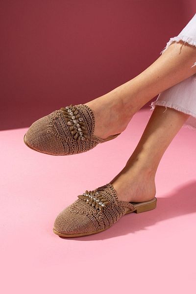 FUGA MODA Ψάθινες παντόφλες με πέτρες βιζόν