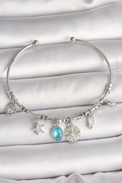 Clariss Heyf Brass Silver Color Hanging Compass Figure Heart Detail Charm Women's Bracelet