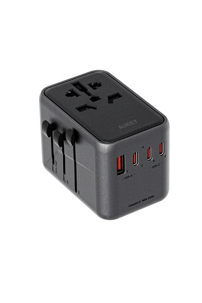 AUKEY محول سفر عالمي 65 وات مع 4 منافذ USB-C و1 منفذ USB-A - أسود