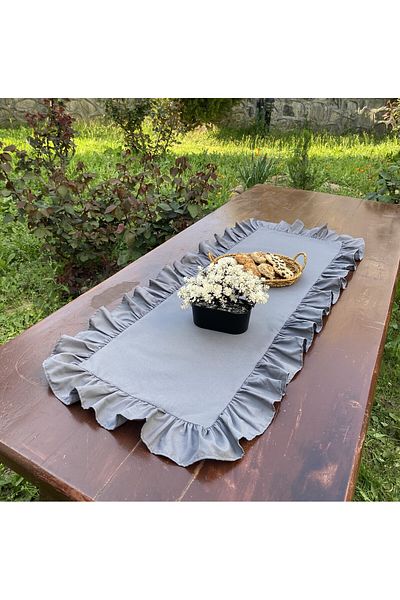 LILYUM Cotton Polyester Ruffle Runner 30X80 cm