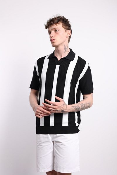 İLKCET MODA Ανδρικό πλεκτό μπλουζάκι με ριγέ V λαιμόκοψη