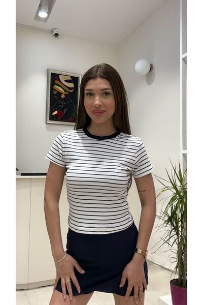 modadagiyim Блуза от ликра с къс ръкав и кръгло деколте на райета