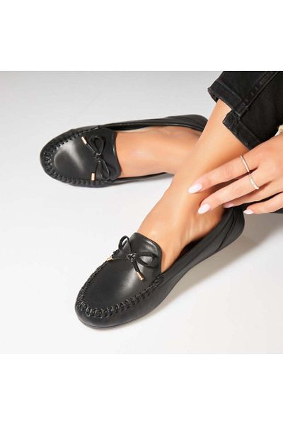 Joana Women's Casual Black Shoes Made of Stassi Eco-Leather