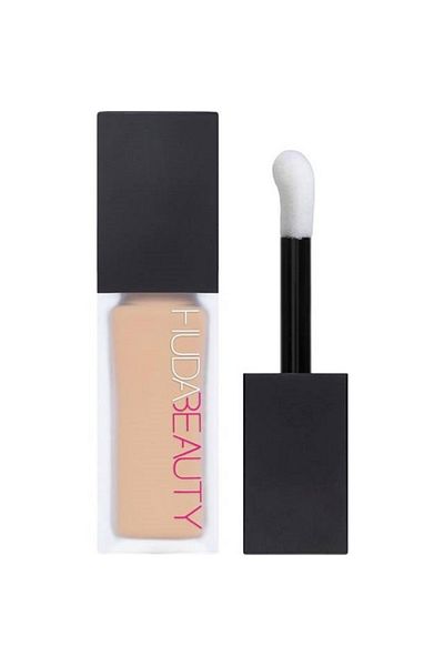 Huda Beauty Corector Lichid, , Faux Filter Luminous Matte, 2.7n Coconut Flakes, 9 ml