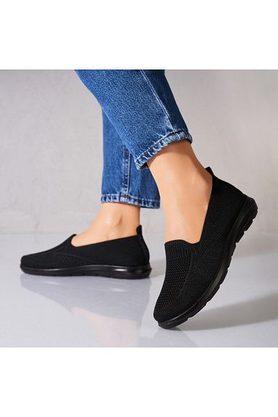 Joana Women's casual shoes in black fabric Xiara