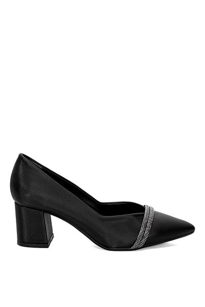 Beety Women's Classic Heeled Shoes - Black 25by18.911