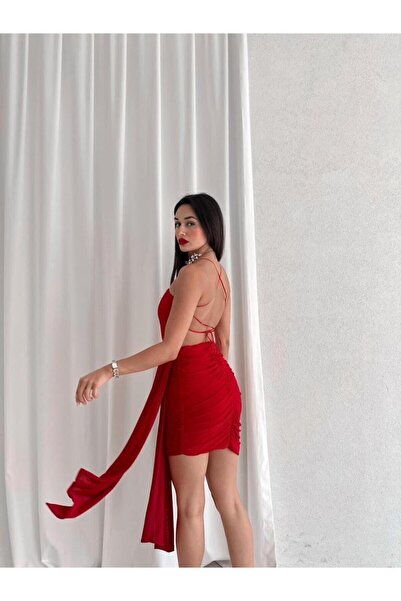 MİSSCİXFASHİON Drapeli Sırt Dekolteli Sarkıt Kumaş Detaylı Kırmızı Mini Elbise - Abiye & Mezuniyet Elbisesi