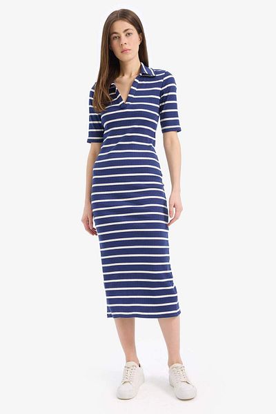 DeFacto Bodycon που αγκαλιάζει το σώμα Poloshort E2225AX25SP