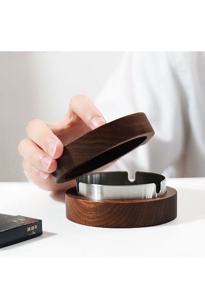Choice silvery Walnut Wood Ashtrays With Lid Covered Windproof Ashtray Stainless Steel Liner Indoor Outdoor