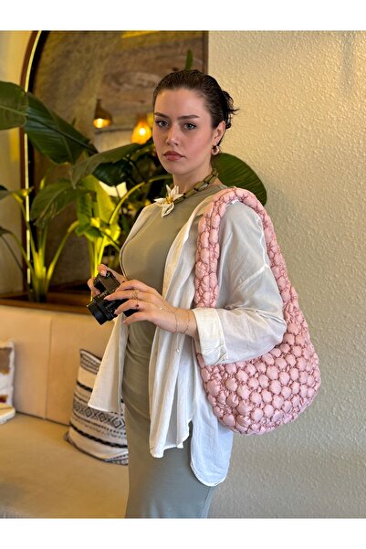 Fluffy Turkey Cluody Bag Pink Baguette Γυναικεία Καπιτονέ / Καπιτονέ Τσάντα Χεριού και Ώμου Μήκος: 25 Πλάτος: 35 Λαβή: 60 cm