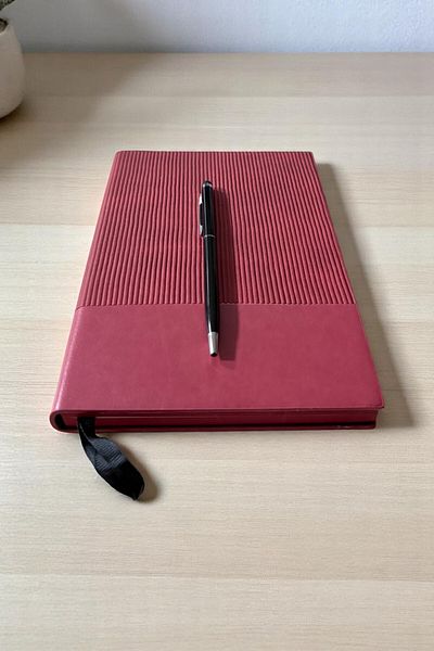 Nesnel Gift Soft and Stretchable Cover Claret Red Flexible Touch Agenda - Metal Pen with Black Touchpen Gift