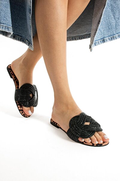 Hacıoğlu Ayakkabı شبشب نسائي مسطح أنيق مستورد من Izlife