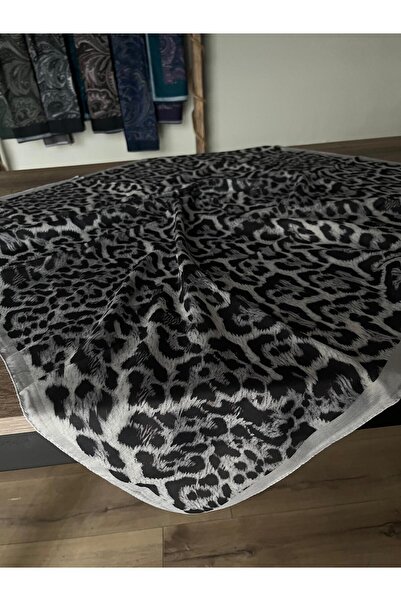 Merwiss Шарф з леопардовим принтом, м'який сірий