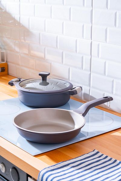 PERLAEVKAHVE Unit Pro Anthracite 3 Piece Cookware Set