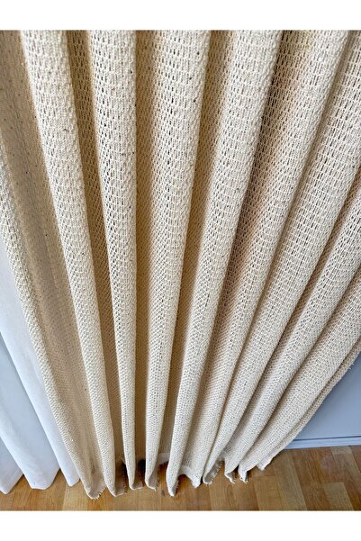 Carrera KREM PULLU ÖRME FİLE ŞEKLİNDE FON PERDE (1/3 SIK PİLE)